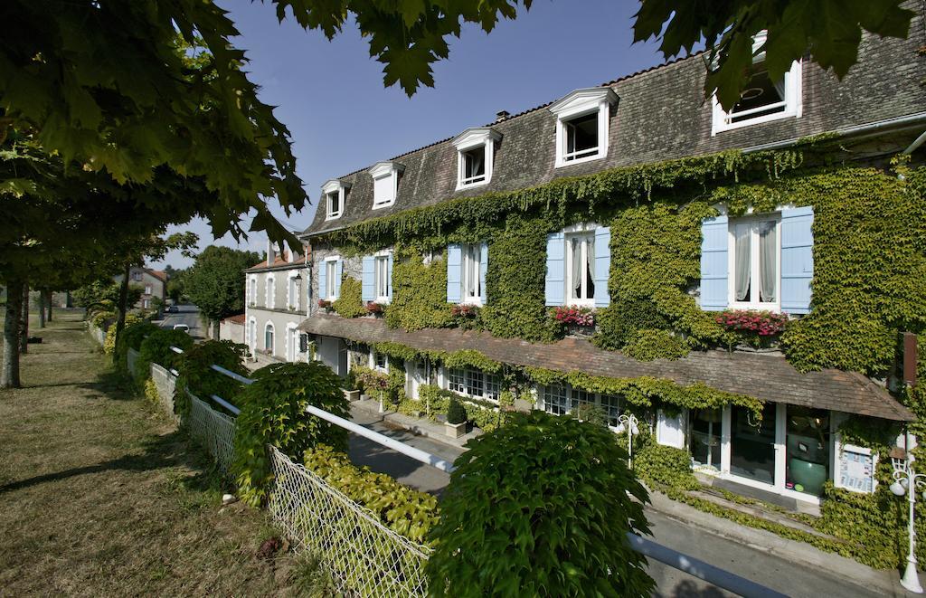 Logis Hotel Hostellerie Saint-Jacques Exterior photo